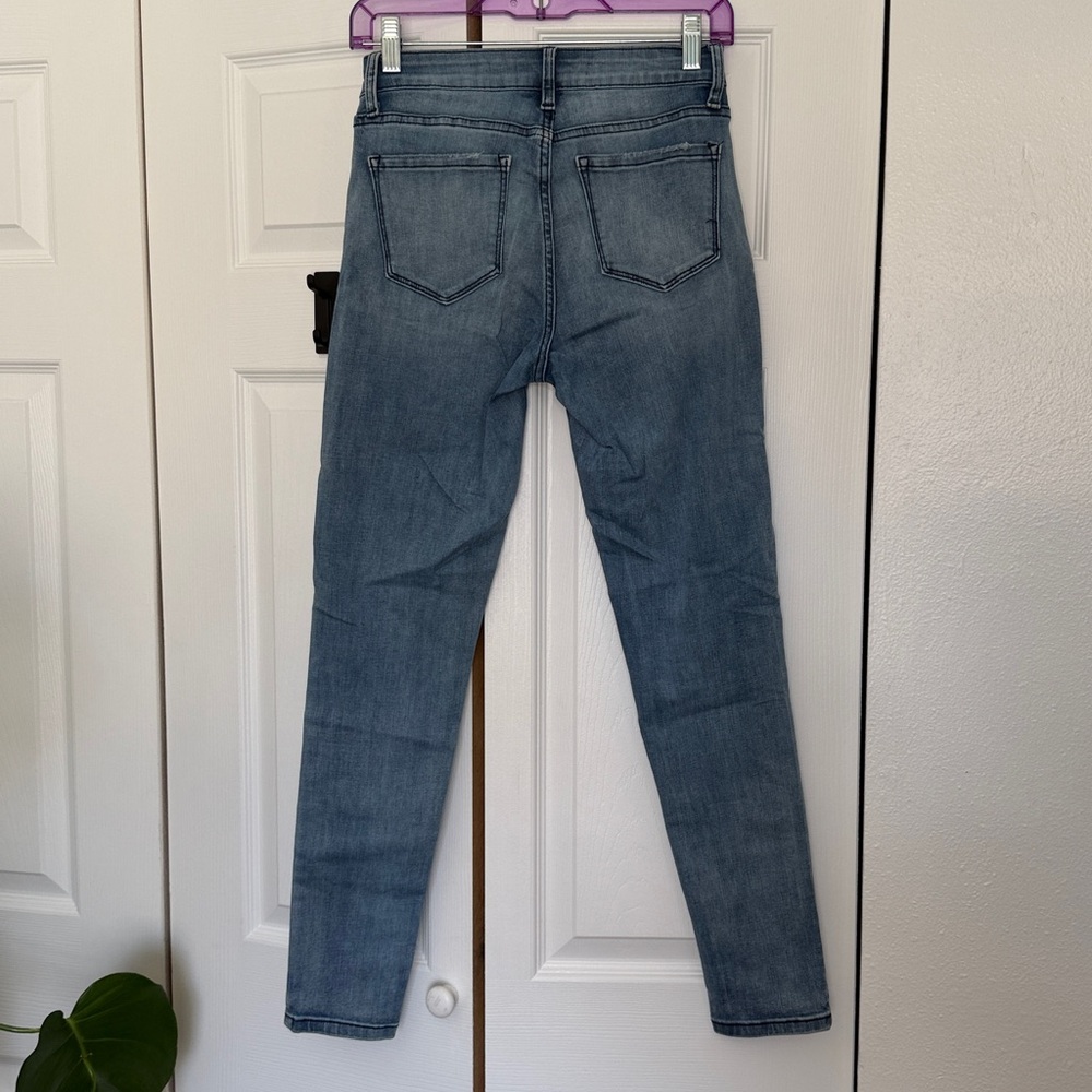 KanCan Faded Denim Skinny Jeans in Light Blue - Picture 4 of 4